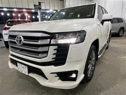 تۆیۆتا لاند کروزەر